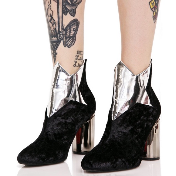 Starship metallic velvet star booties - Picture 2 of 7